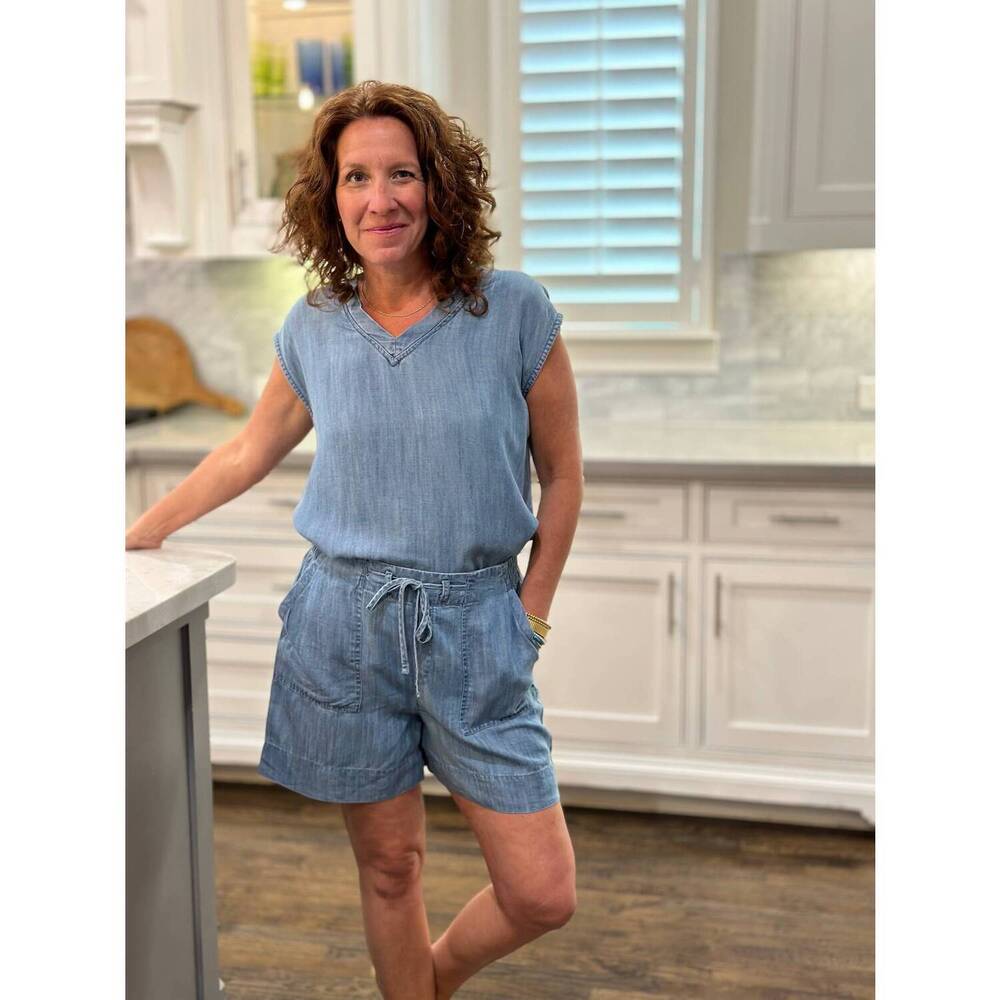 NEW IVY JANE denim drawstring short in blue
